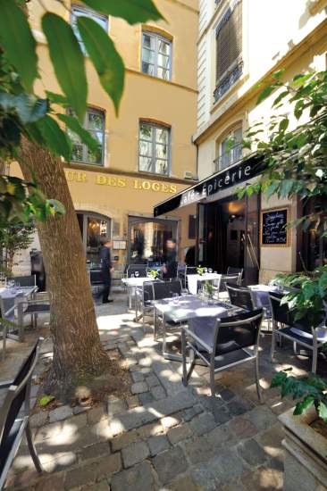 Cour des Loges · Restaurant Vieux Lyon · 5e arrondissement