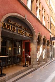 Cour des Loges · Restaurant Vieux Lyon · 5e arrondissement